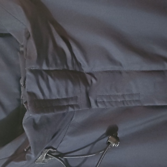 Tommy Hilfiger  Packable Sleeve and Hood Jacket Vest sz XL Navy Pre-owned - Picture 6 of 15